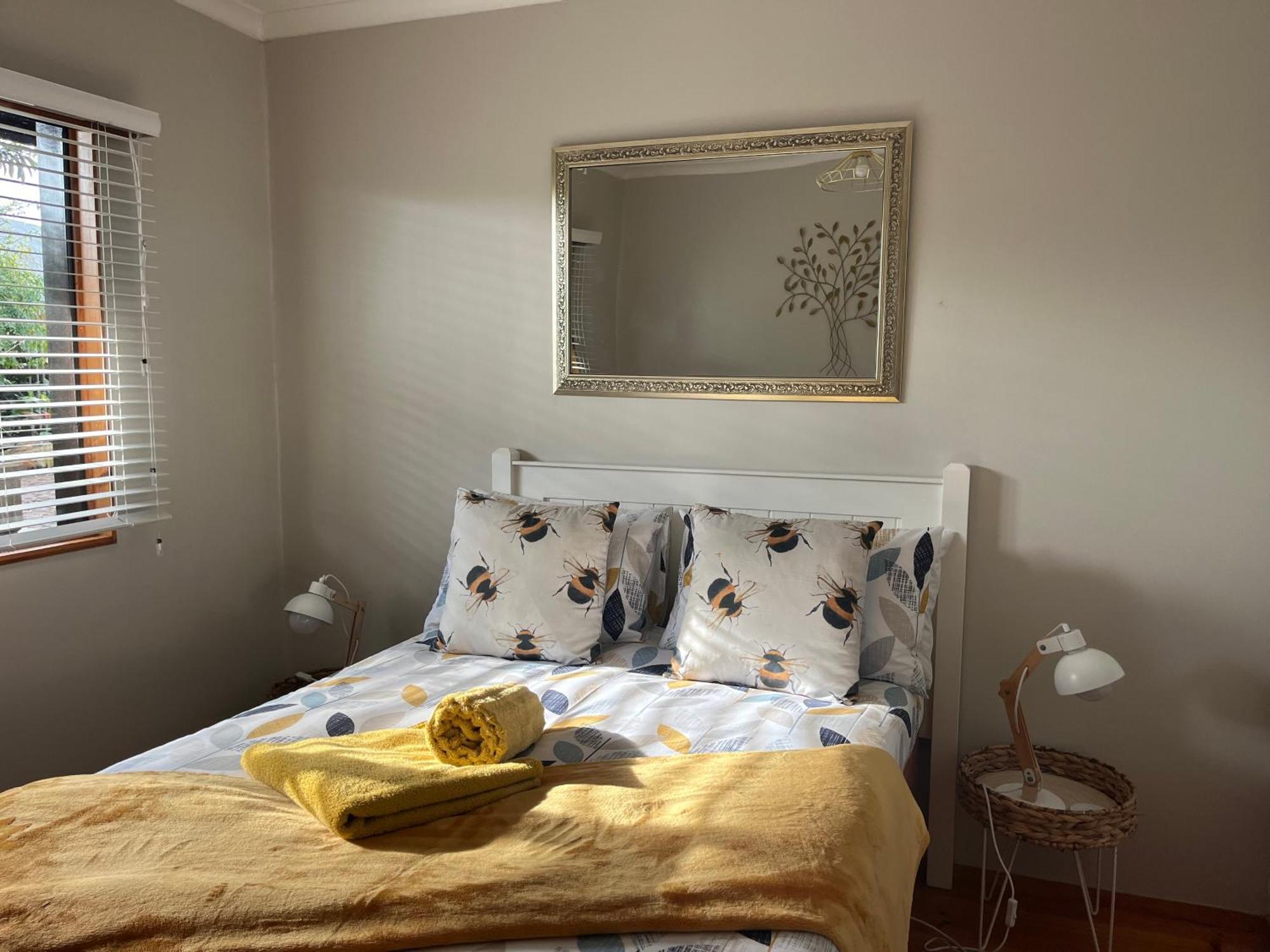 Peaceful Guest Suite With Balcony Views And Garden Setting Брентон-он-Си Экстерьер фото